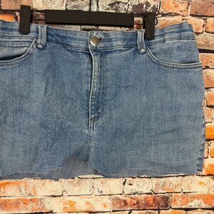 Gloria Vanderbilt Signature Classic Fit Cut-Off Short Jeans Size 14